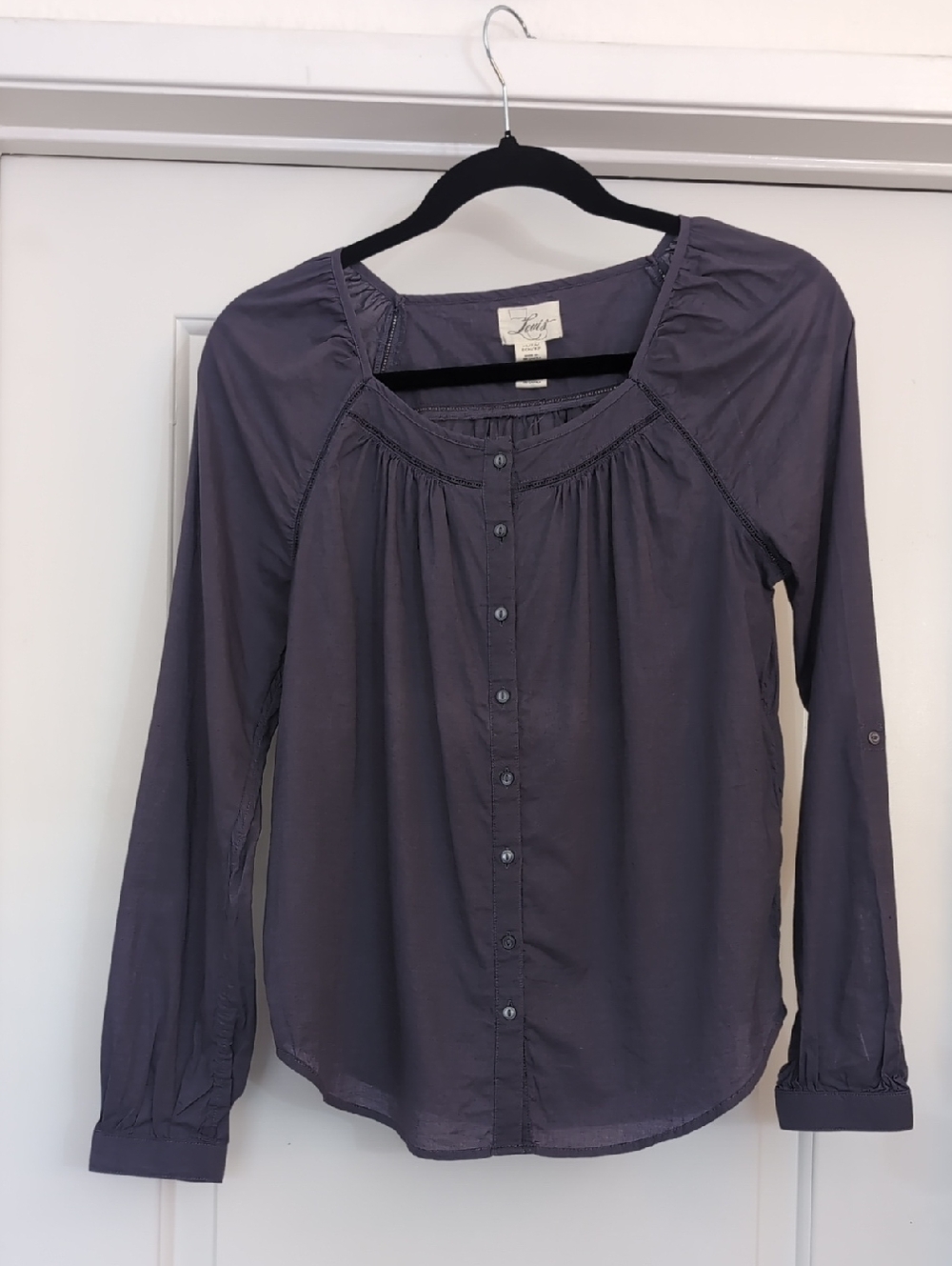 Levi's Women's Long-Sleeve Button-Down Top in Dusty Purple